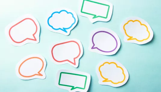 speech bubbles and thought bubbles on a blue background