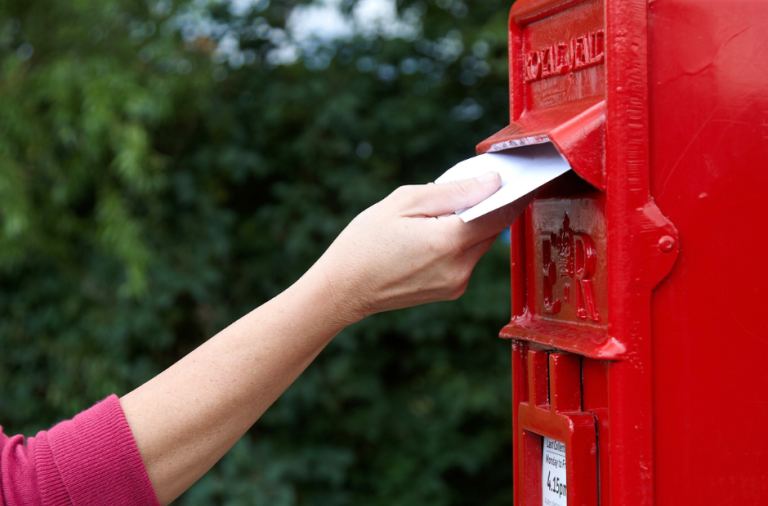 general view voting by post