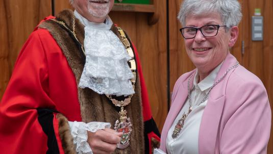 Mayor and deputy mayor